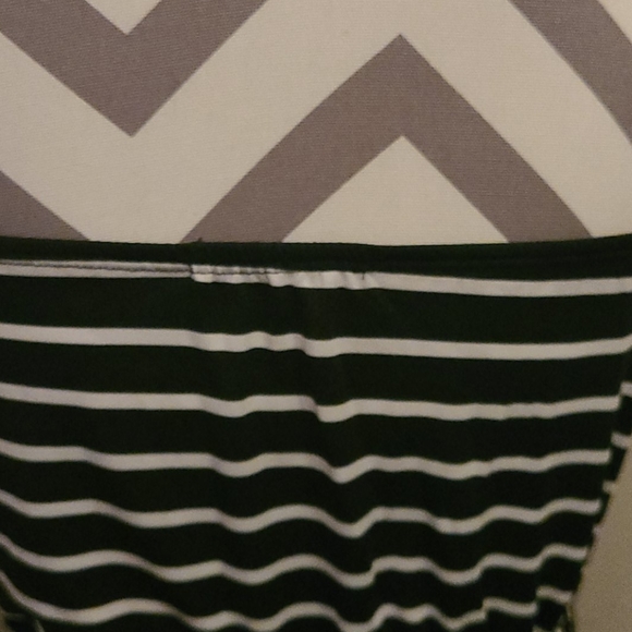 SHEIN romper. Size medium. Never worn. - Picture 3 of 4